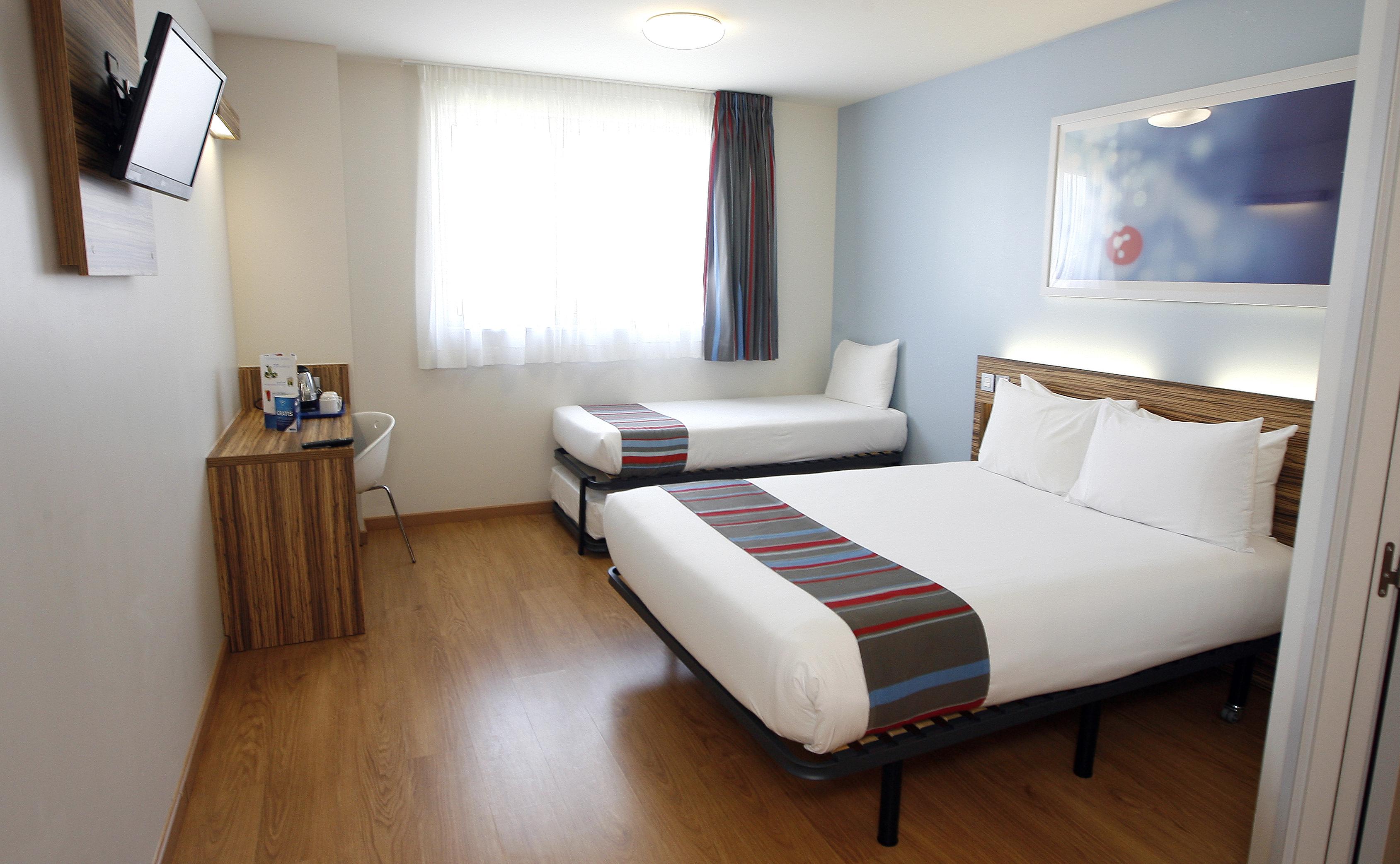 Travelodge Madrid Metropolitano Eksteriør billede