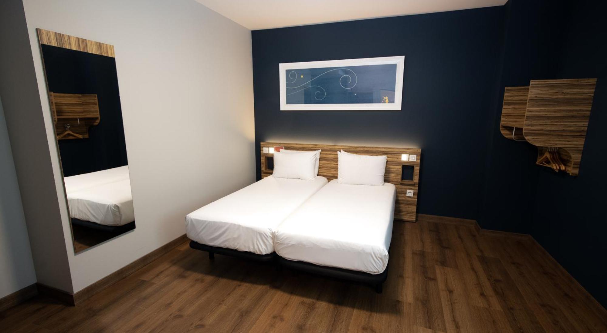 Travelodge Madrid Metropolitano Værelse billede